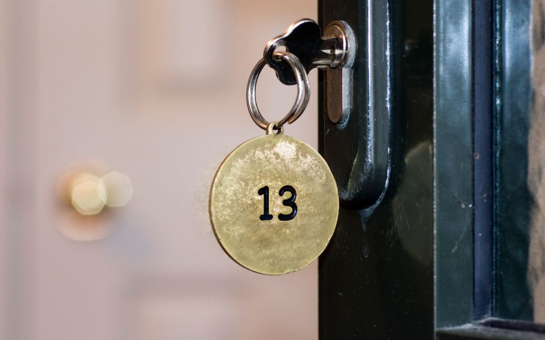 CÓMO DE SUPERSTICIOSO ERES SEGÚN TU SIGNO