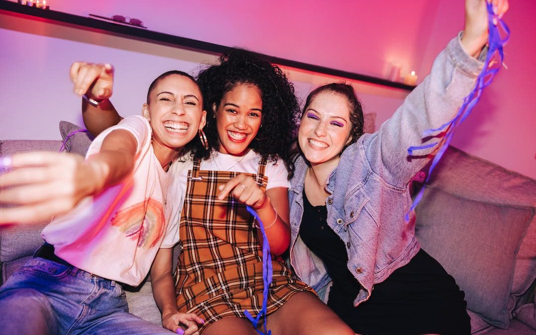 SIGNOS QUE NO SE PIERDEN NI UNA FIESTA