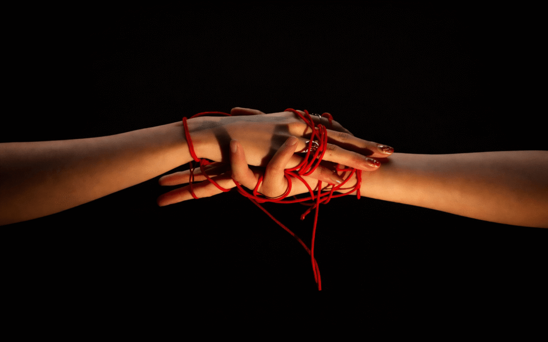 La teoría del hilo rojo: por qué hay personas que están destinadas a encontrarse.
