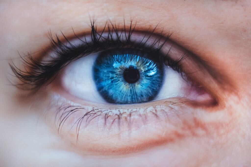 Ojos azules