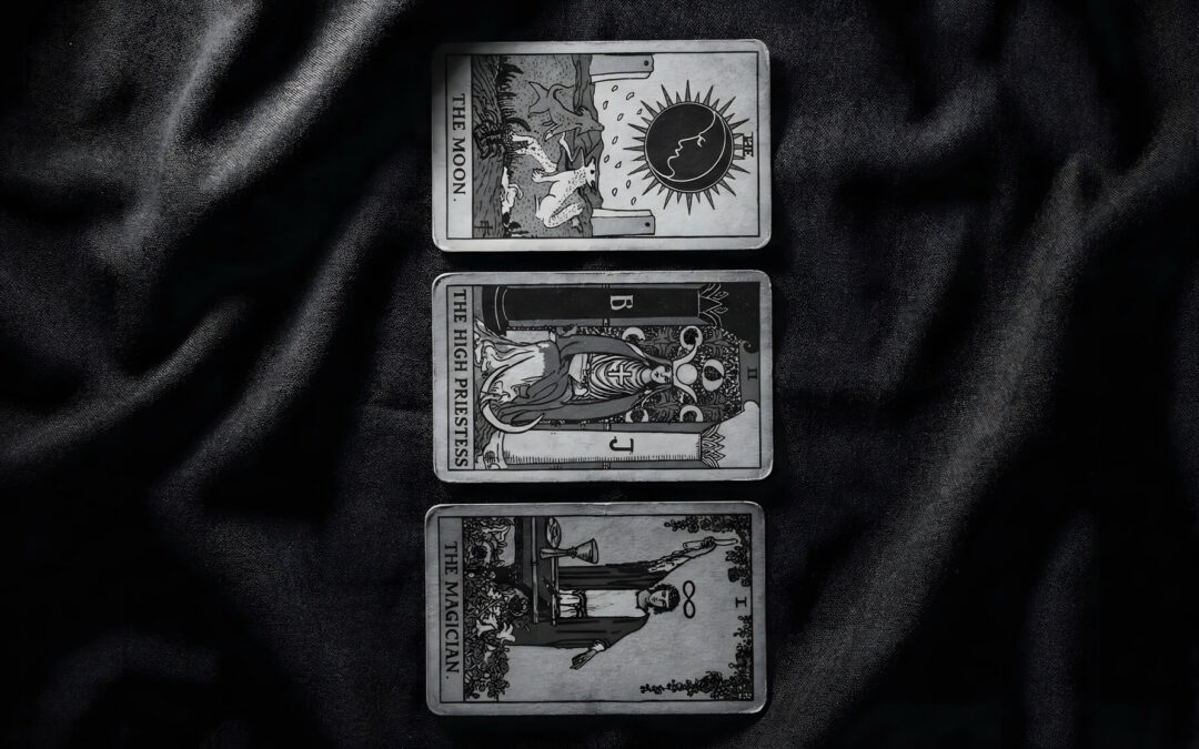 El consejo que te da el tarot para superar el pasado según tu signo